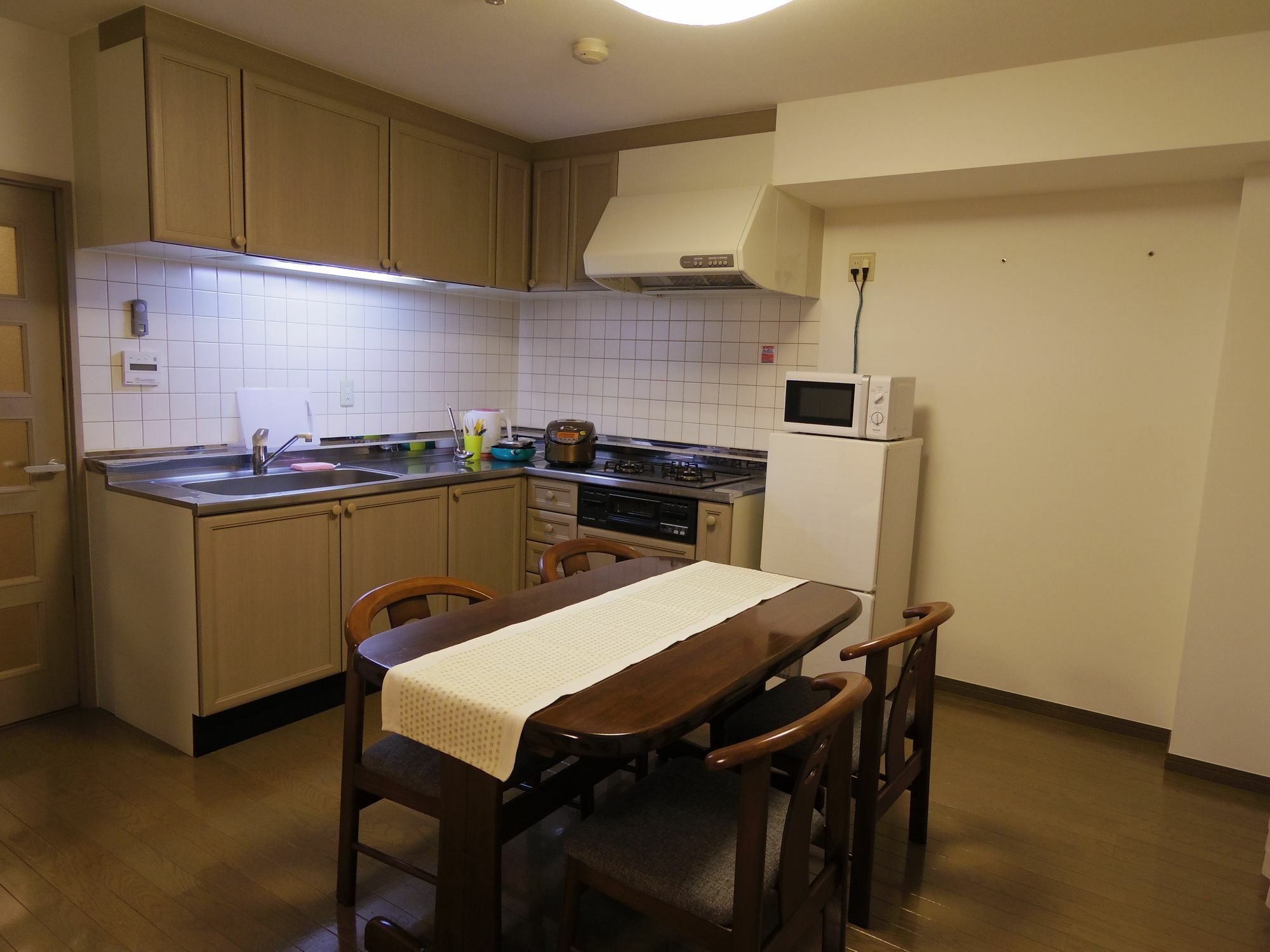 RakuHaku Inn Präfektur Tokio Exterior foto